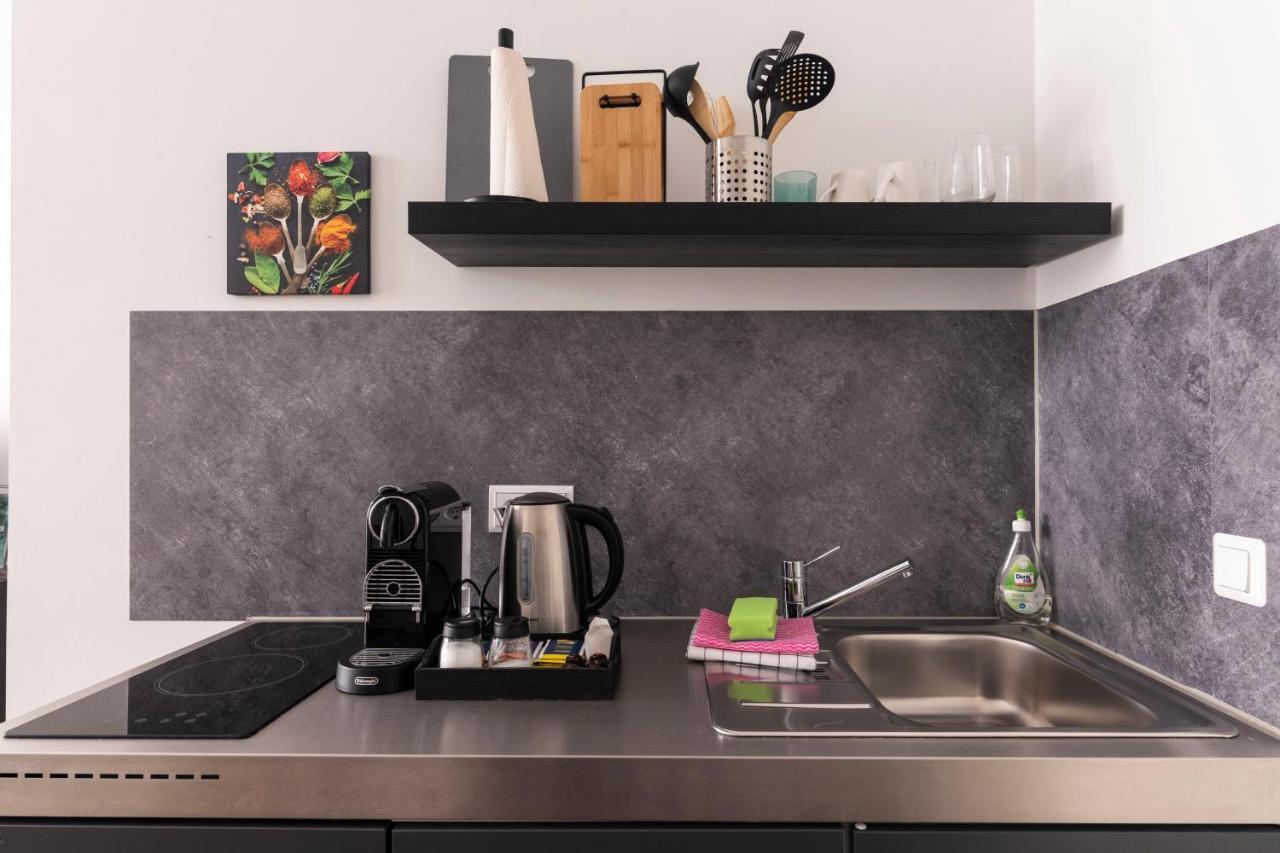 Central Apartment In Heart Of Berlin Luaran gambar