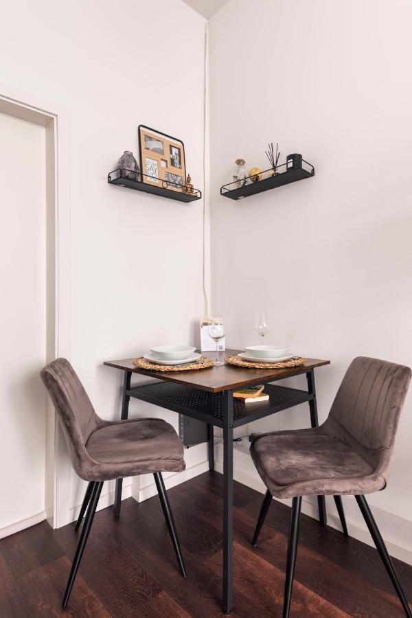 Central Apartment In Heart Of Berlin Luaran gambar
